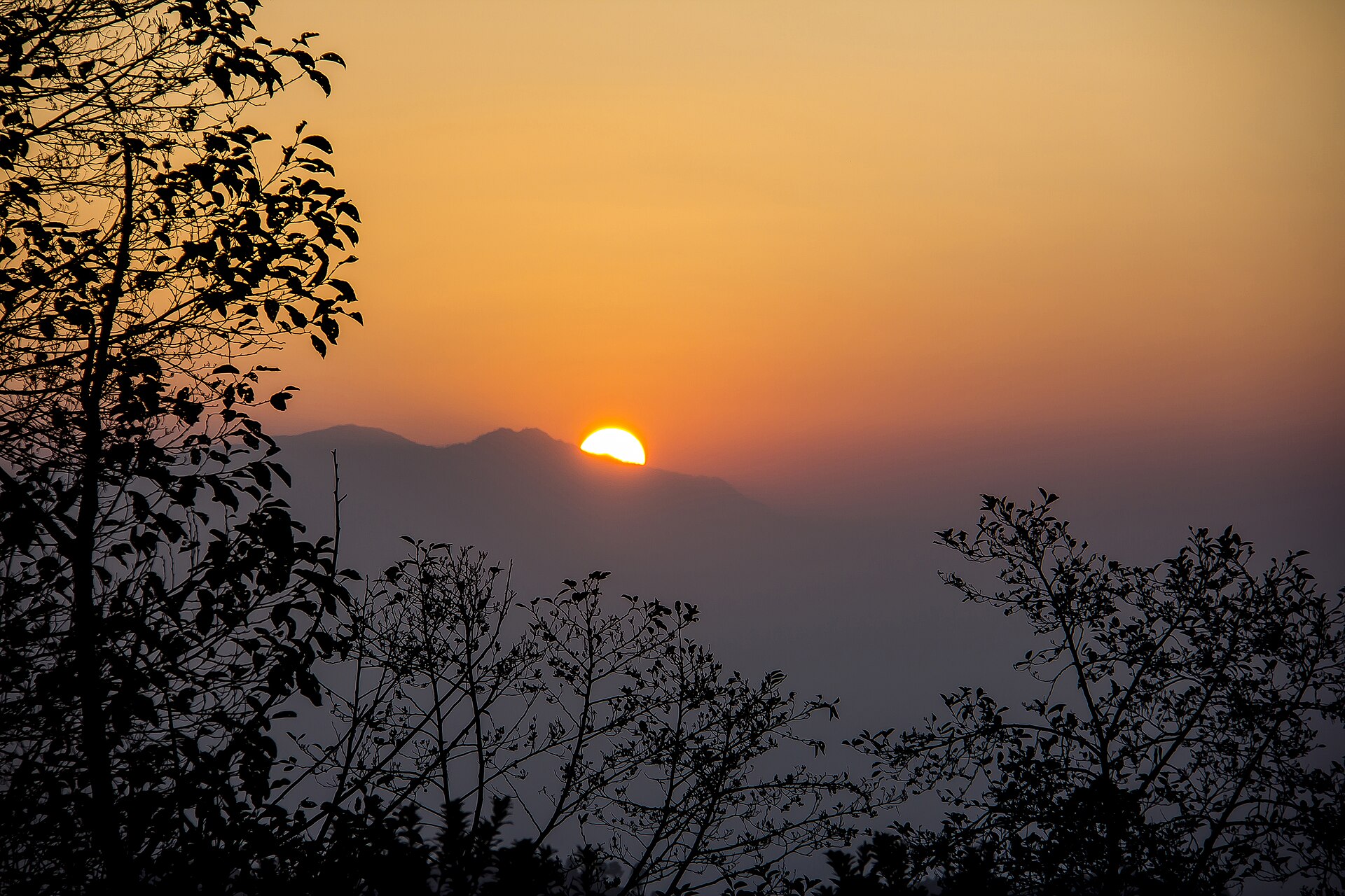 Nagarkot: ανατολή στα Ιμαλάια κοντά στην Κατμαντού